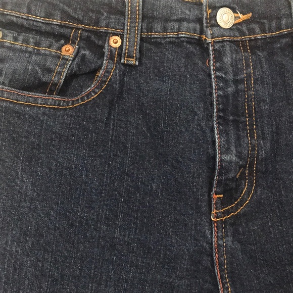 Levi’s 515 distressed edge cutoffs Size 10 - Picture 4 of 6